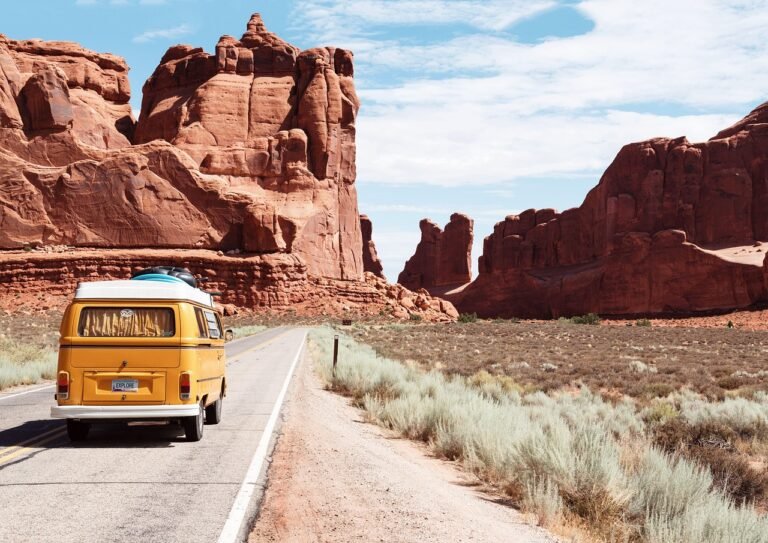 Top Road Trips Recommended by Travel Experts and AI