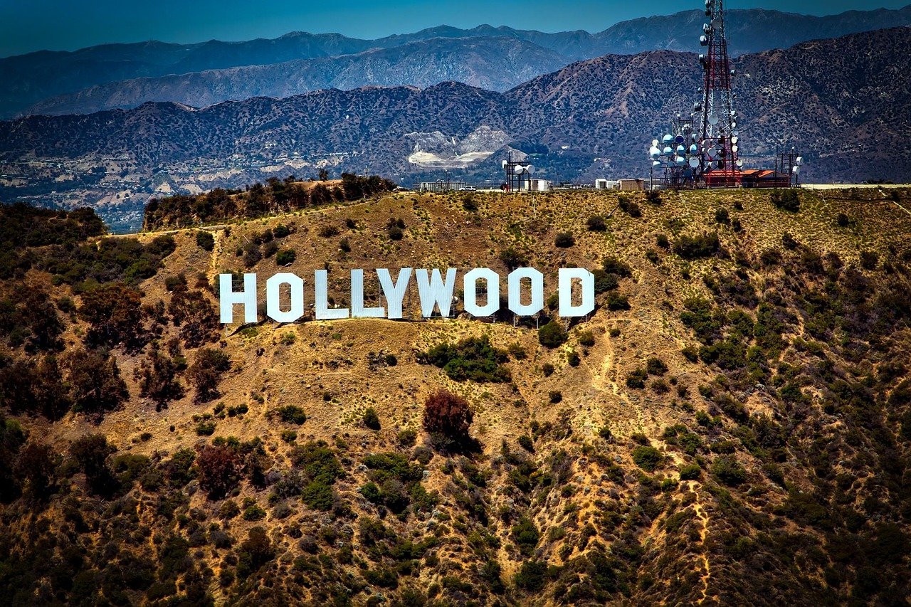 How to Find Hidden Travel Destinations Using AI