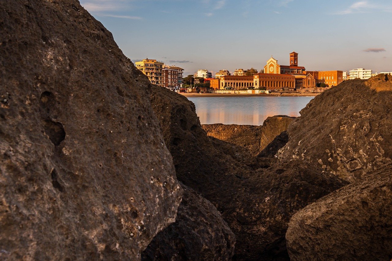 How to Budget for a Road Trip: A Realistic Cost Breakdown for South America 🌍🚐